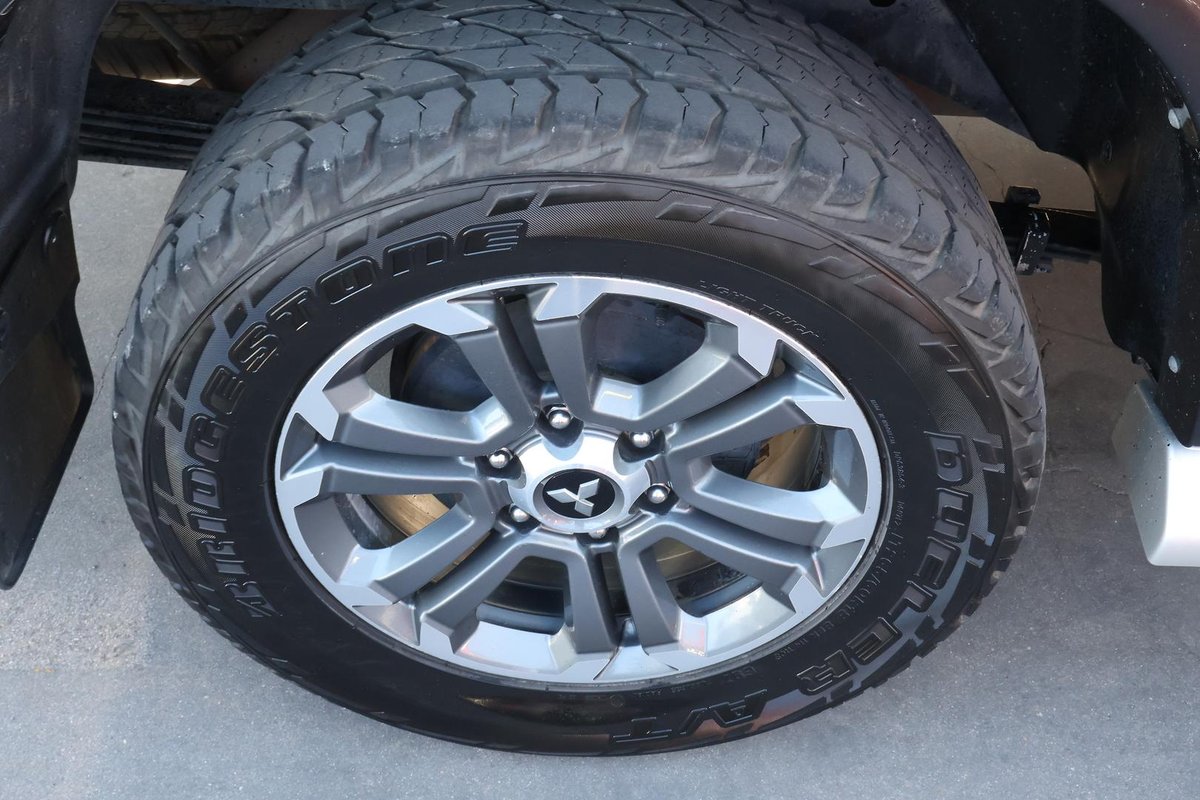 2022 Mitsubishi Triton GLS MR MY22 4X4 Dual Range image 7