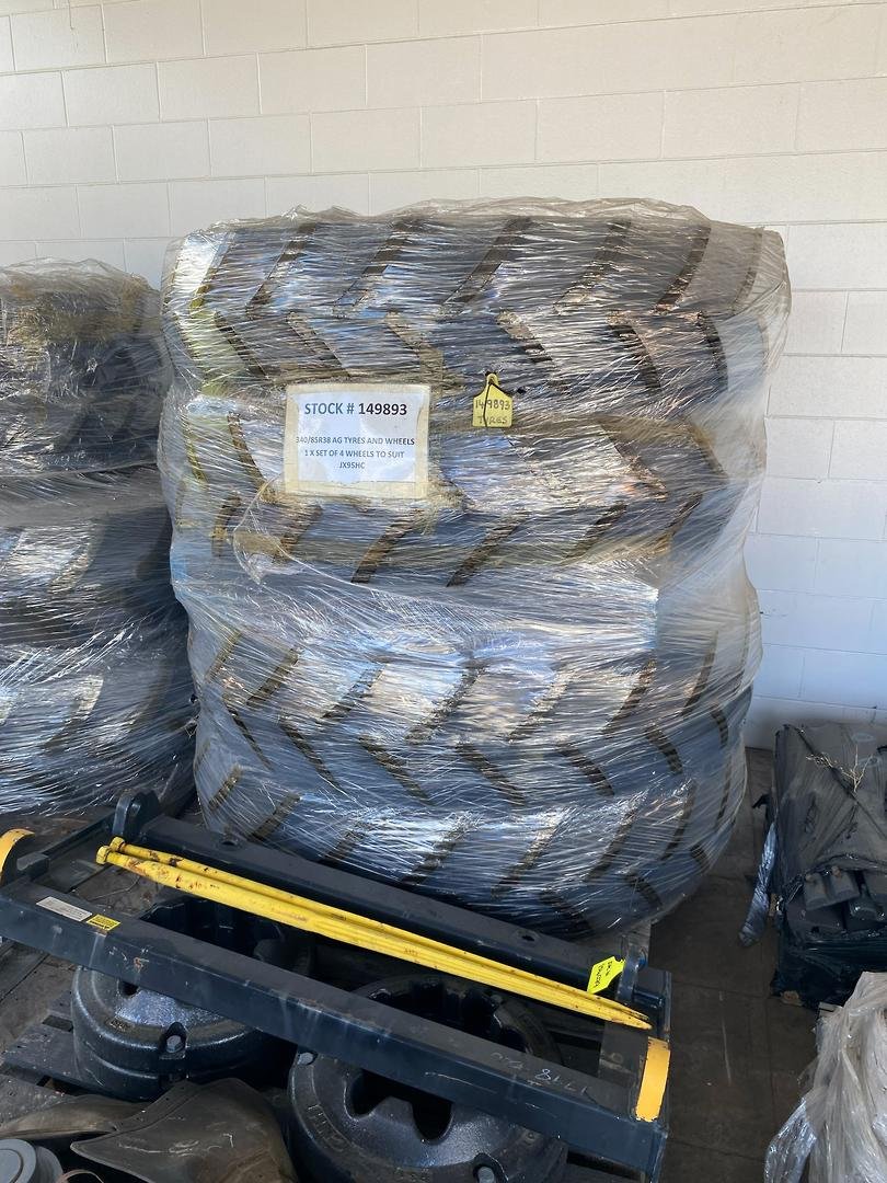 Continental 340/85R38 133A8 image 2