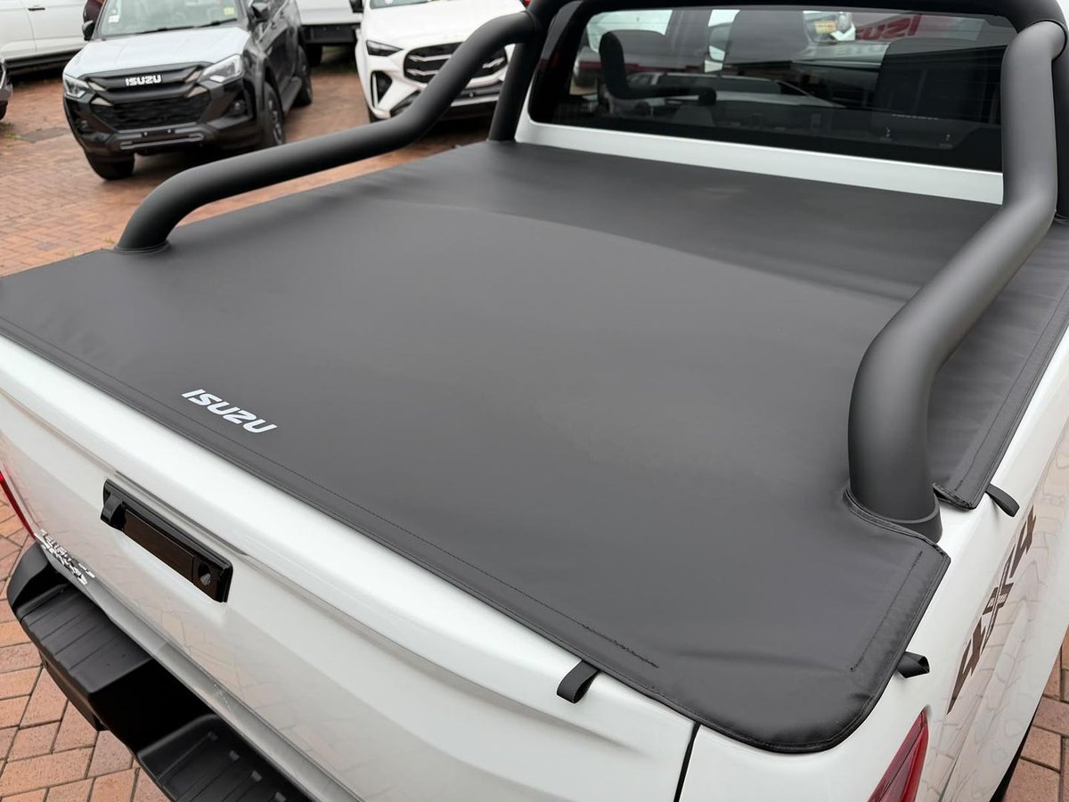 2026 Isuzu D-MAX X-RIDER MY25.5 4X4 Dual Range image 8