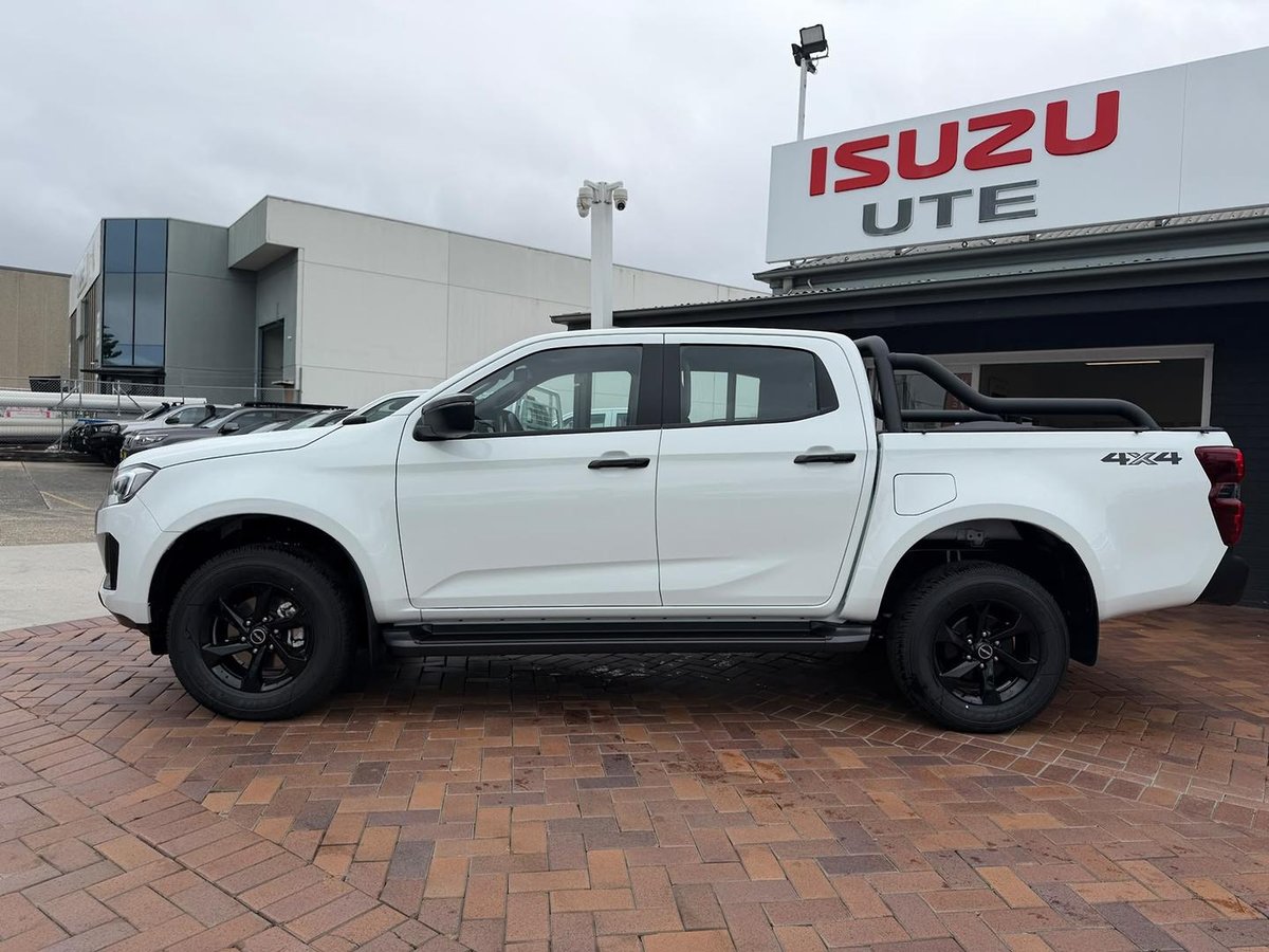 2026 Isuzu D-MAX X-RIDER MY25.5 4X4 Dual Range image 4