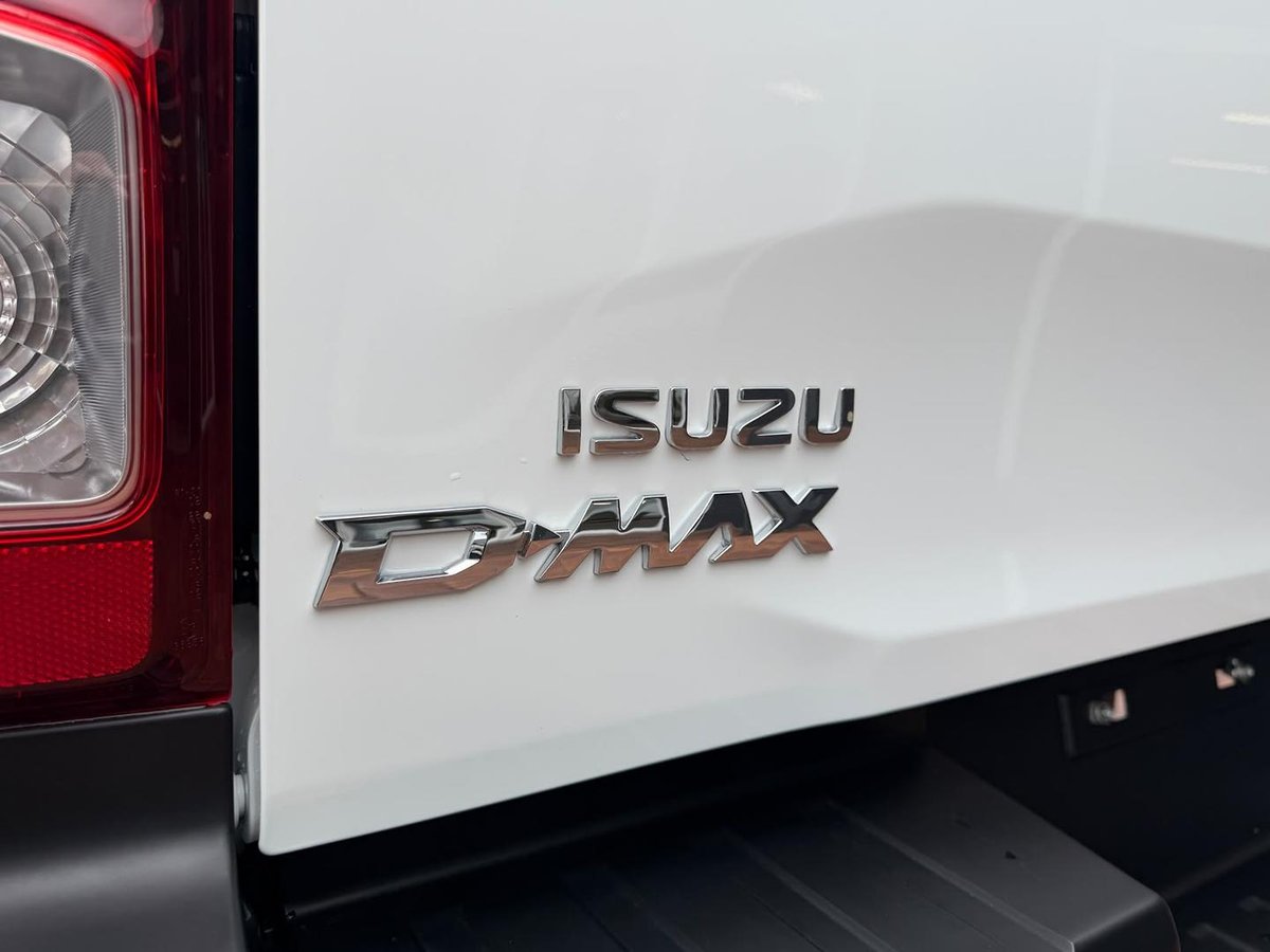 2026 Isuzu D-MAX X-RIDER MY25.5 4X4 Dual Range image 7