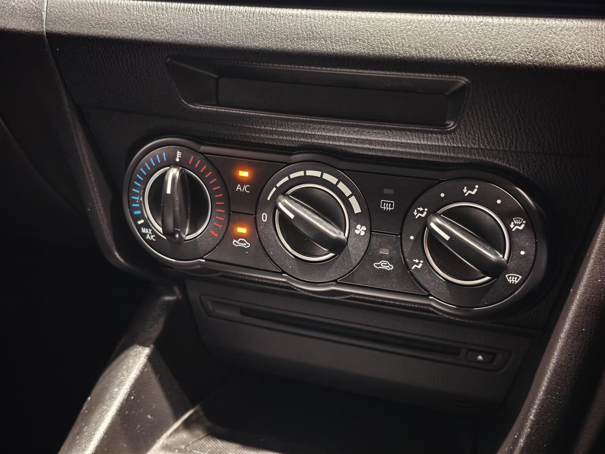 2015 Mazda 3 Maxx BM Series image 13