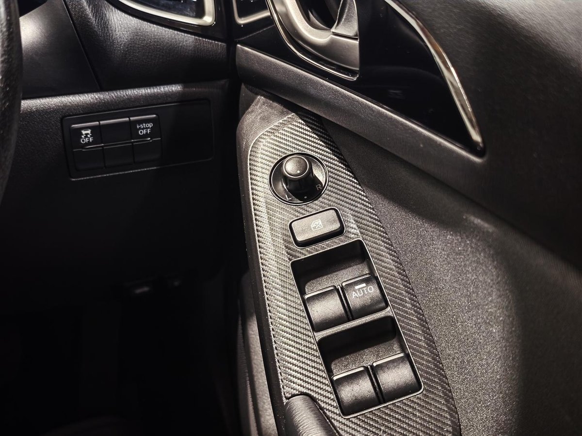 2015 Mazda 3 Maxx BM Series image 15