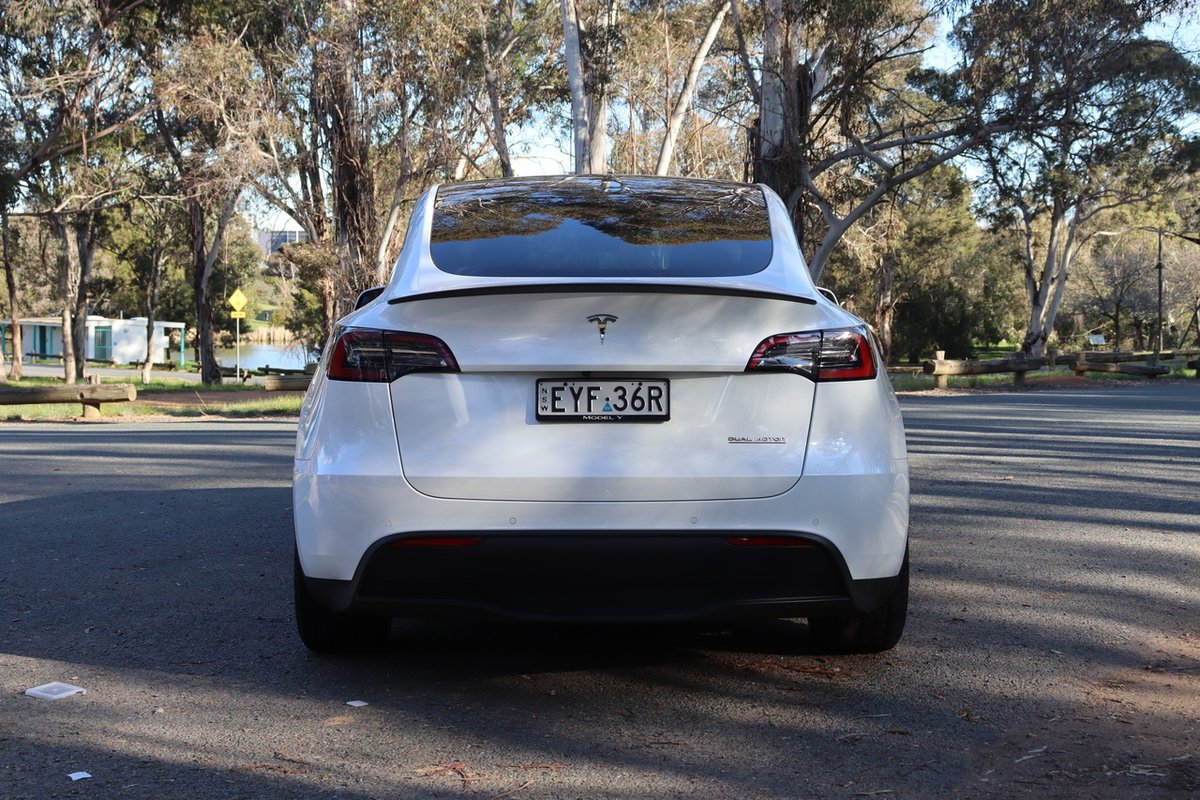 2023 Tesla Model Y Performance MY23 AWD image 6