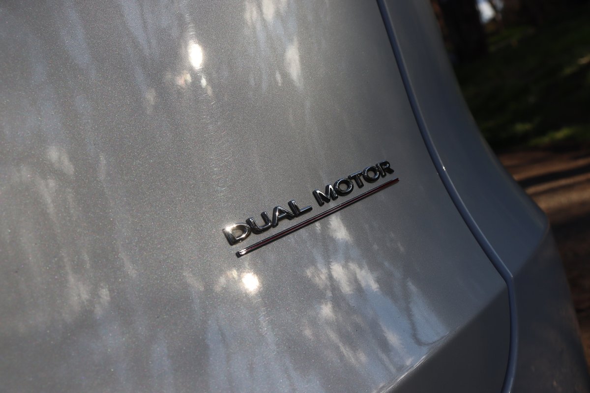 2023 Tesla Model Y Performance MY23 AWD image 8