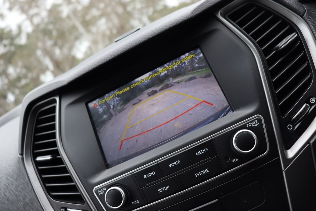 2018 Hyundai Santa Fe Active DM5 Series II MY18 4X4 On Demand image 12
