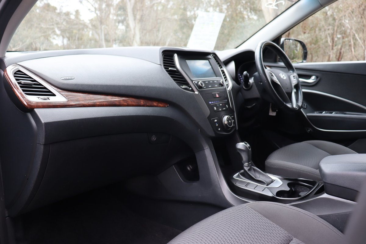 2018 Hyundai Santa Fe Active DM5 Series II MY18 4X4 On Demand image 21