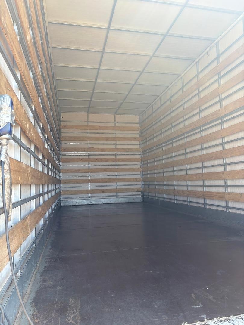 2021 Fuso Fighter 1124 image 9