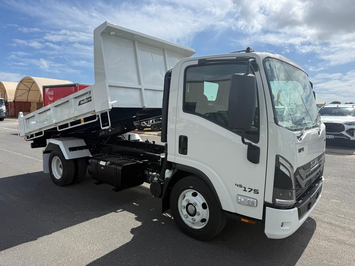 2026 Isuzu N Series NPR 45/65-175 DT D34 Tipper image 6