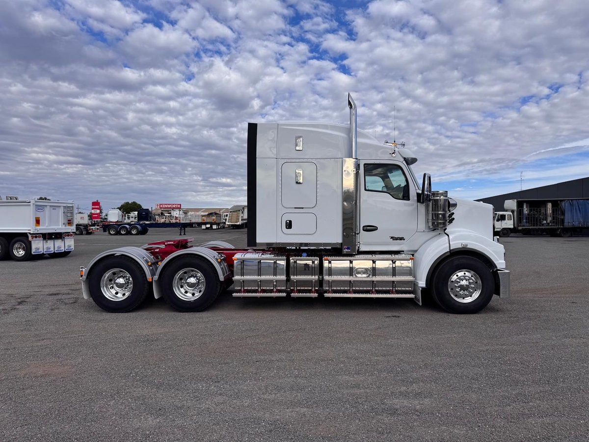 2025 Kenworth T620 SAR image 4