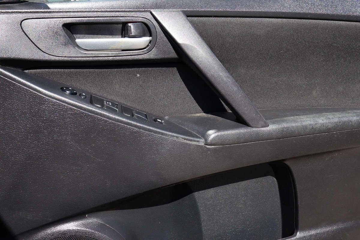 2024 Mazda 3 image 17