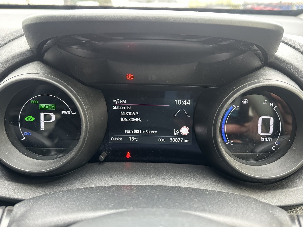 2023 Toyota Yaris Cross GX MXPJ10R image 15