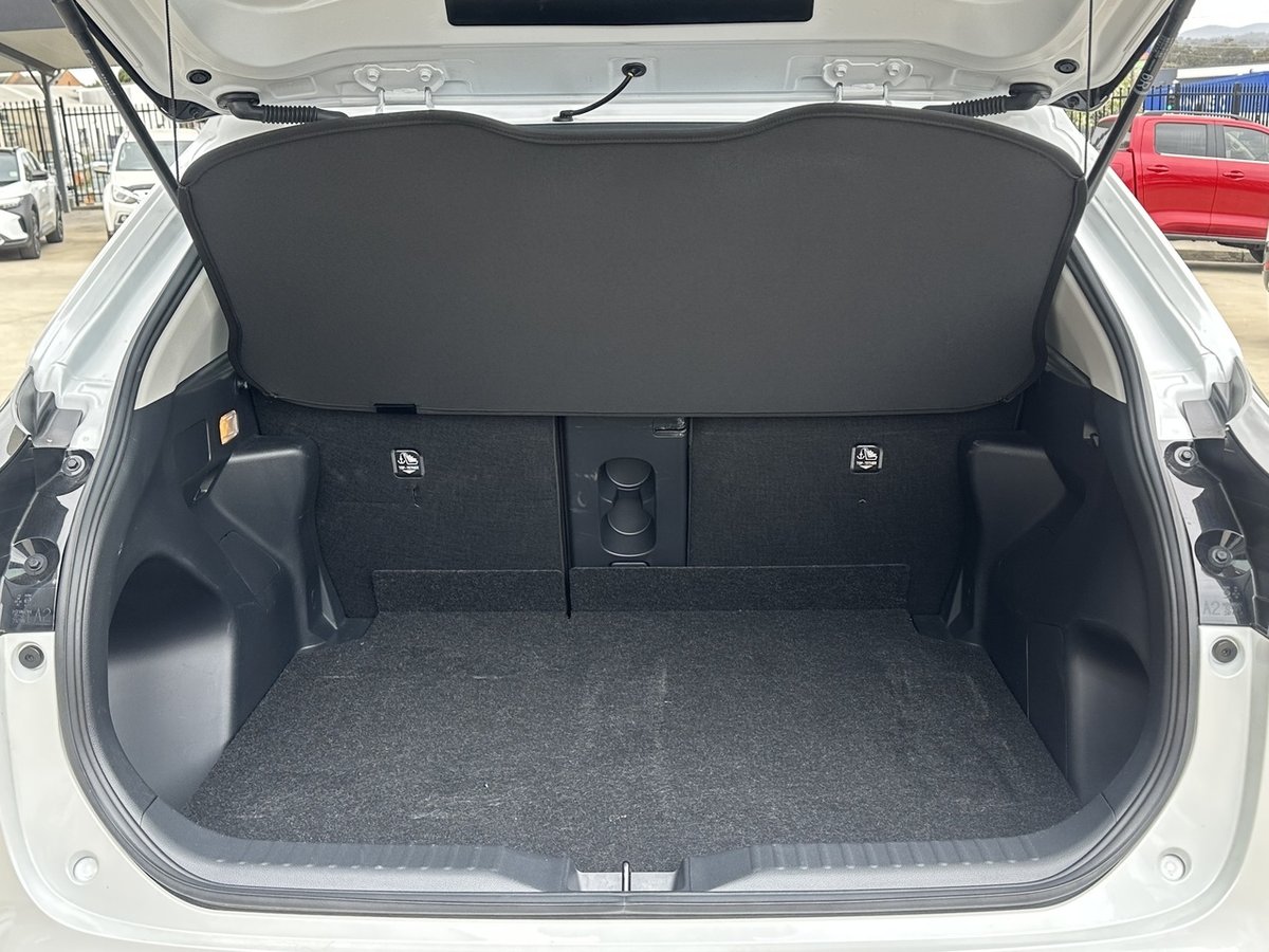 2023 Toyota Yaris Cross GX MXPJ10R image 7