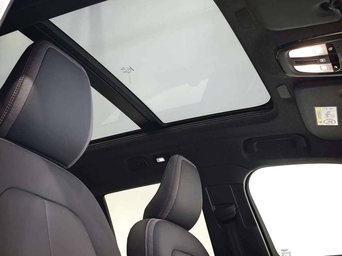 2023 Volvo XC40 Recharge Twin Pure Electric MY23 AWD image 7