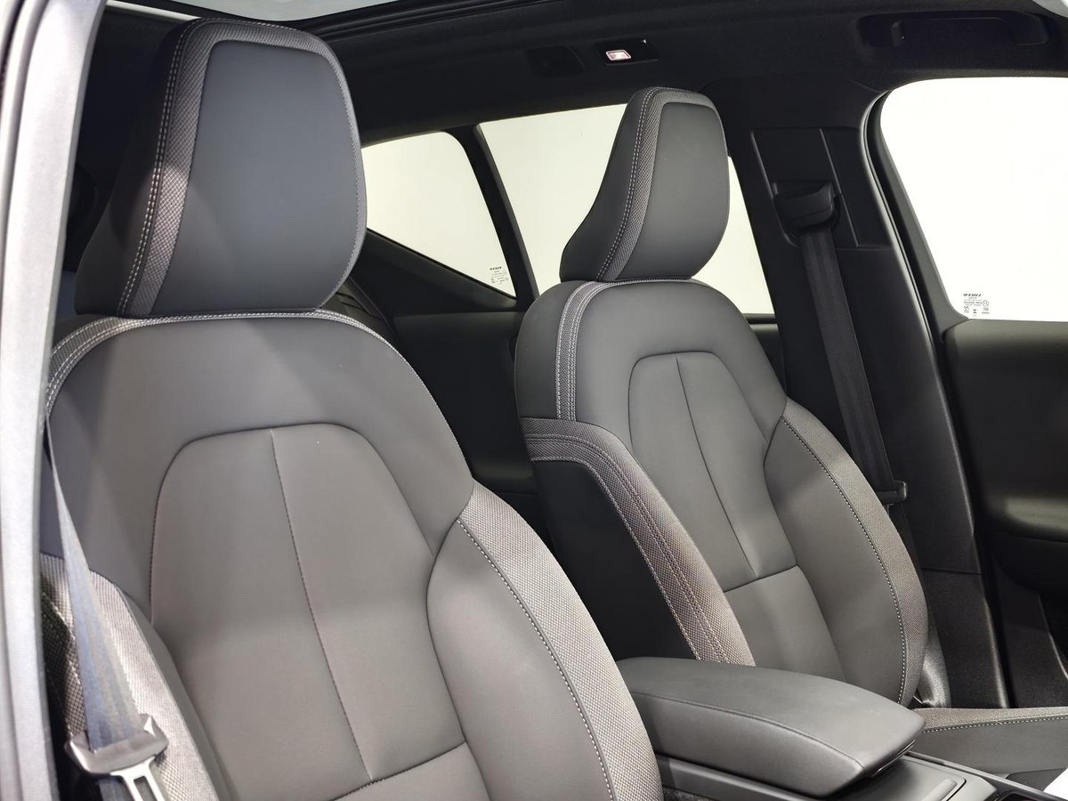 2023 Volvo XC40 Recharge Twin Pure Electric MY23 AWD image 6