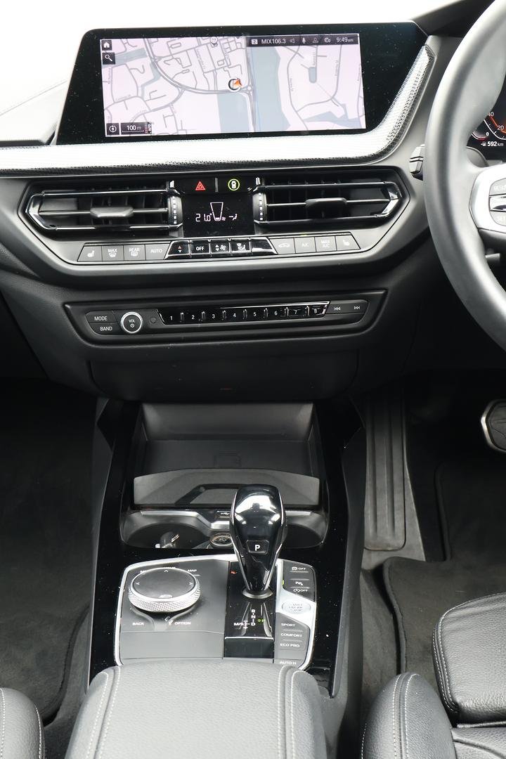 2020 BMW 1 Series 118i M Sport F40 image 23