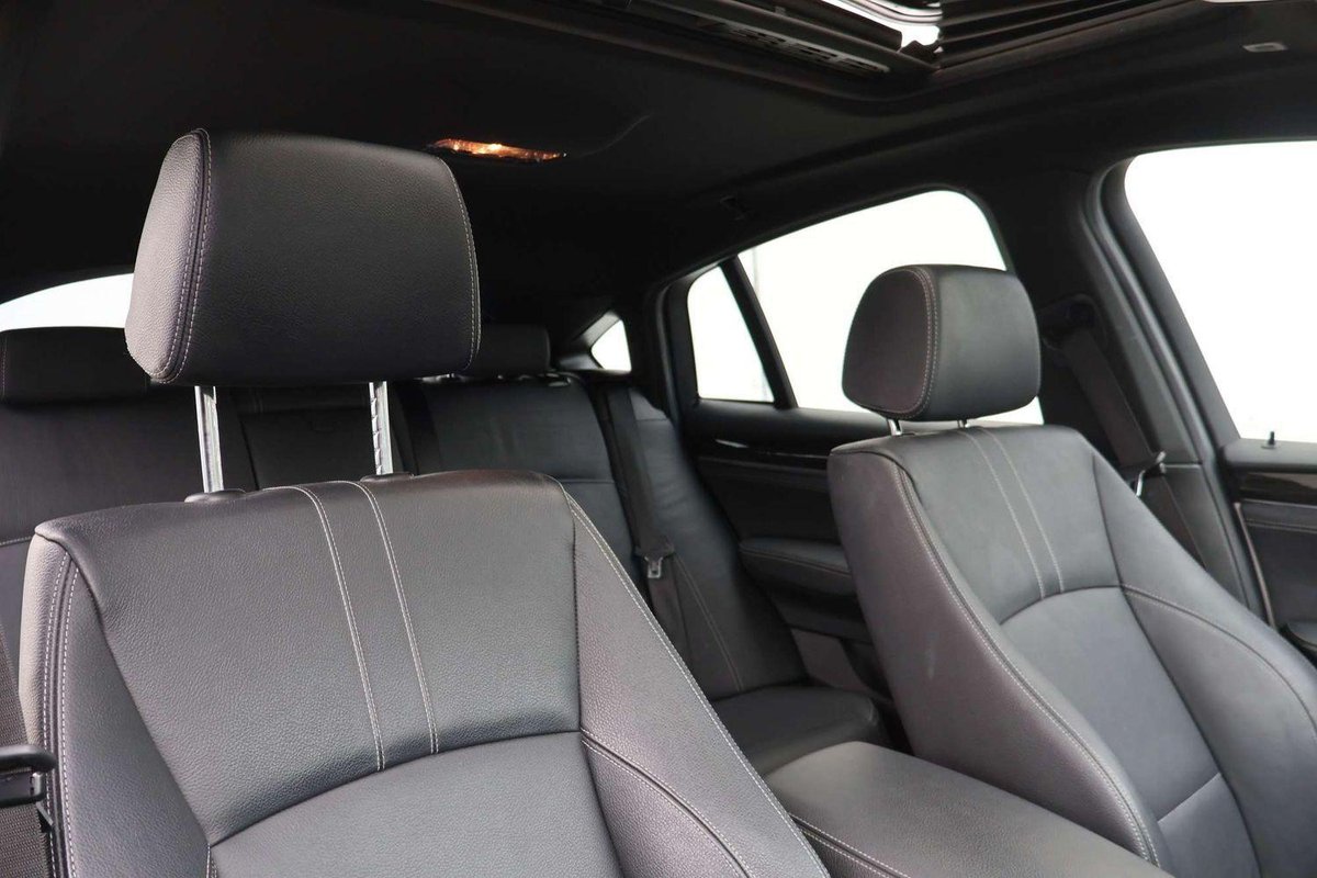 2018 BMW X4 xDrive35d F26 4X4 Constant image 10