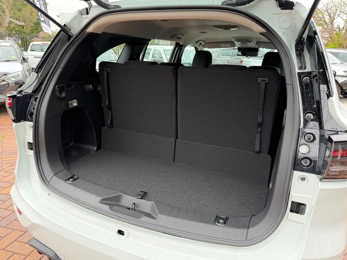 2026 Isuzu MU-X LS-M MY25.5 4X4 Dual Range image 33