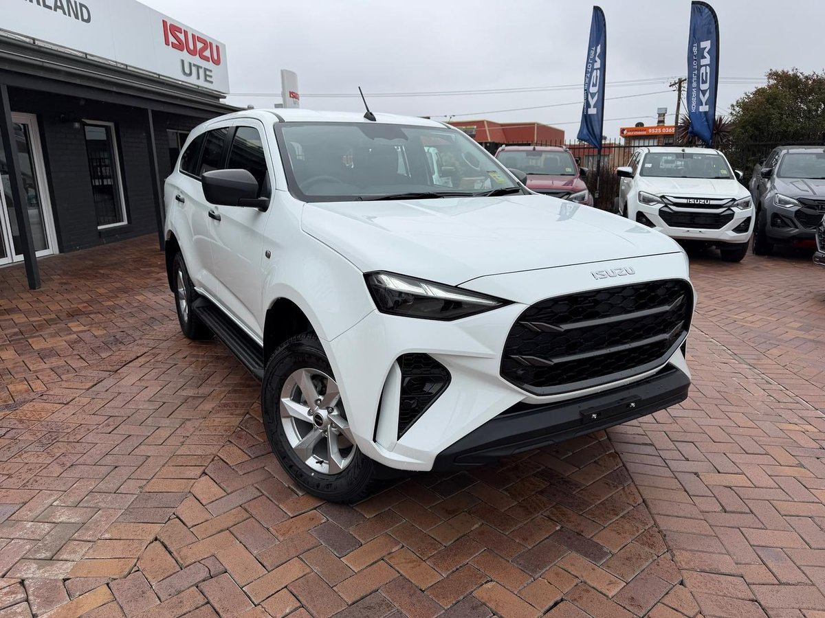 2026 Isuzu MU-X LS-M MY25.5 4X4 Dual Range image 3