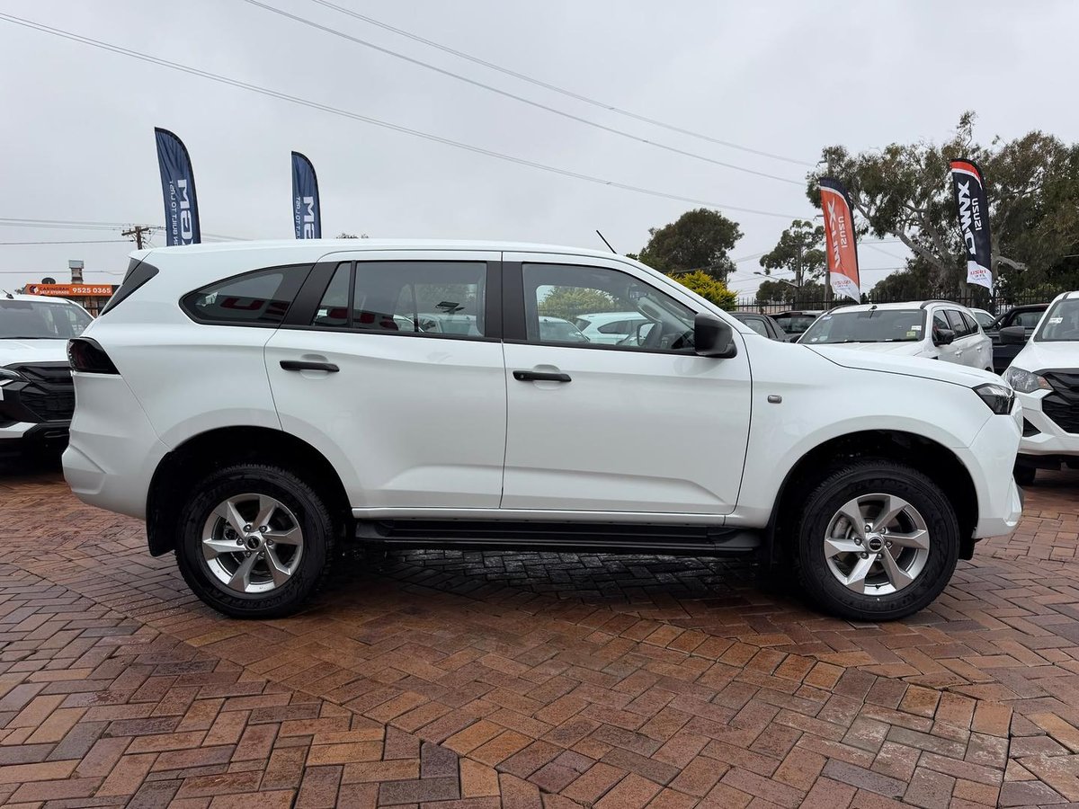 2026 Isuzu MU-X LS-M MY25.5 4X4 Dual Range image 7
