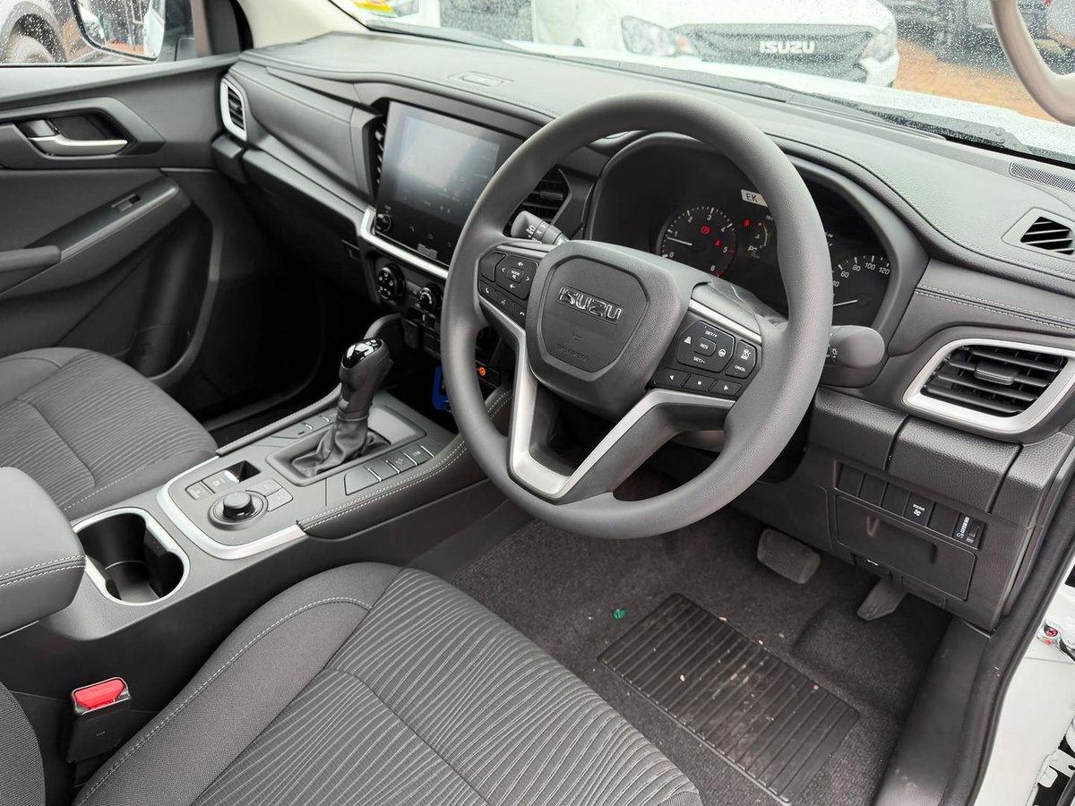 2026 Isuzu MU-X LS-M MY25.5 4X4 Dual Range image 32