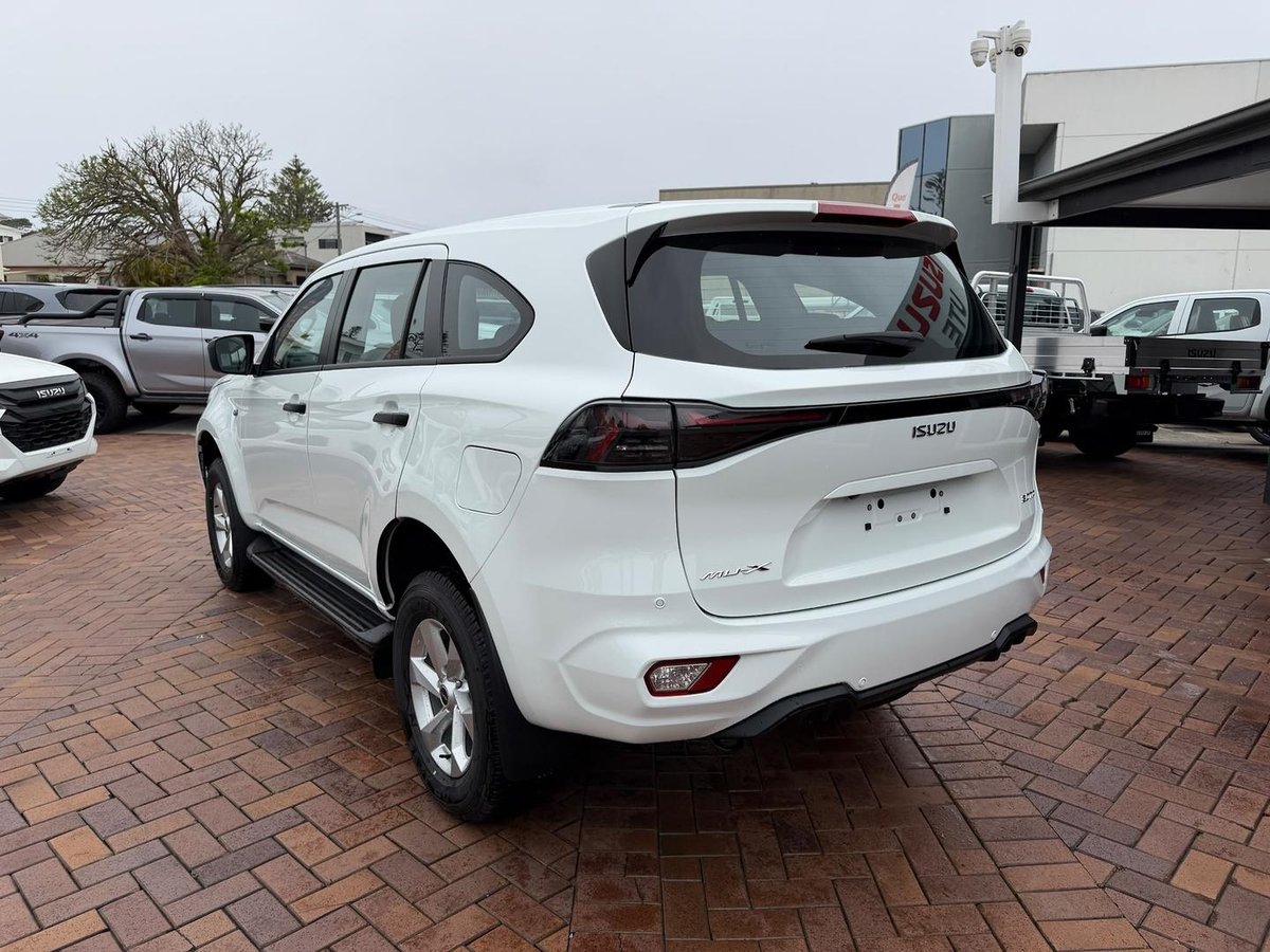 2026 Isuzu MU-X LS-M MY25.5 4X4 Dual Range image 6