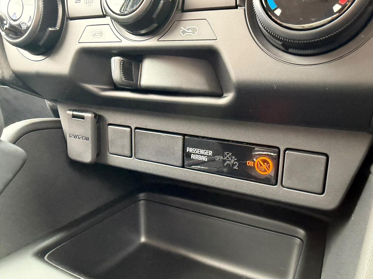 2026 Isuzu MU-X LS-M MY25.5 4X4 Dual Range image 13