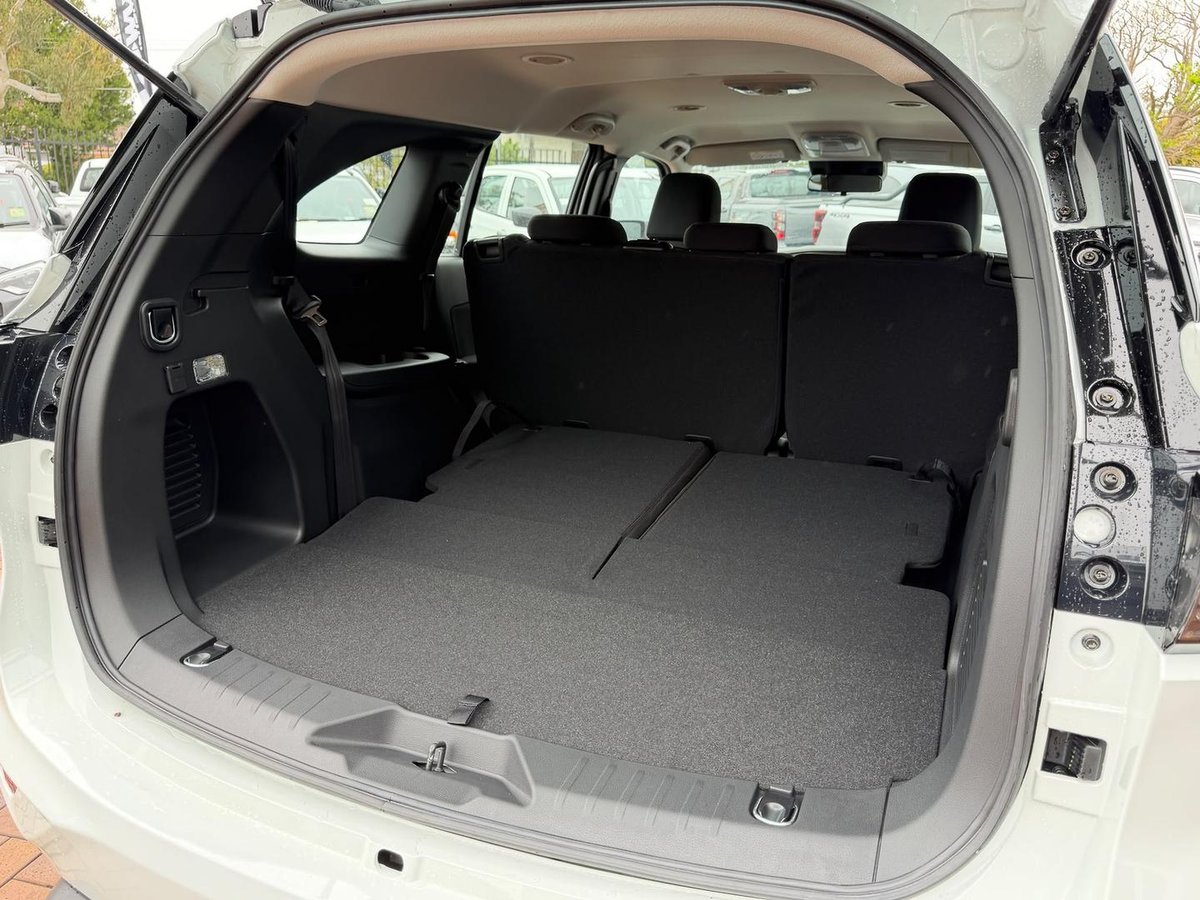2026 Isuzu MU-X LS-M MY25.5 4X4 Dual Range image 23
