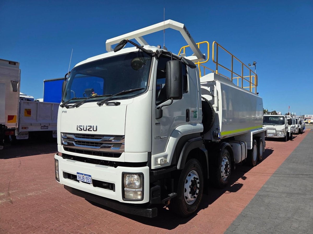 2021 Isuzu Fyh 300-350 8X4 Auto 18000L Water Cart image 12