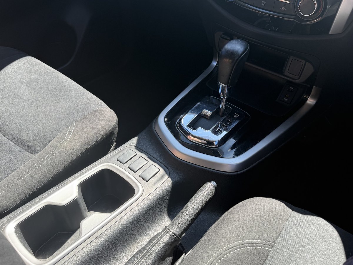 2016 Nissan Navara ST D23 Series 2 image 13