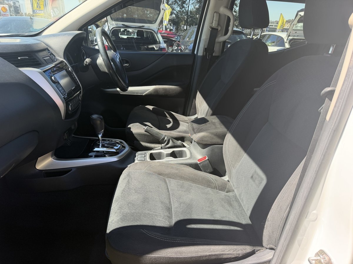 2016 Nissan Navara ST D23 Series 2 image 5