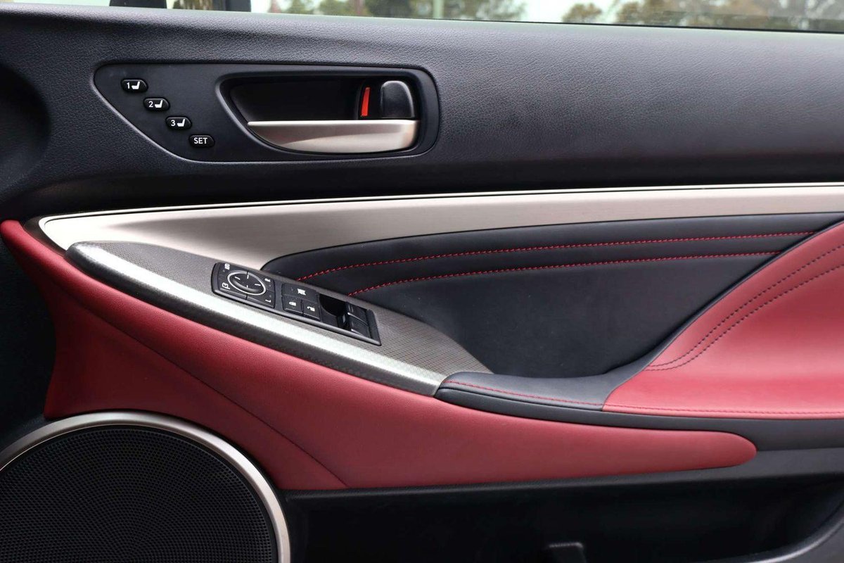 2015 Lexus RC 200t F Sport ASC10R image 11