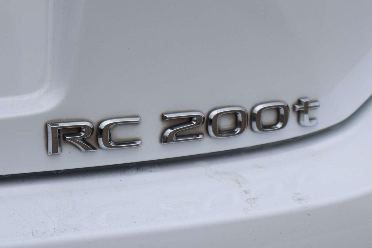 2015 Lexus RC 200t F Sport ASC10R image 15