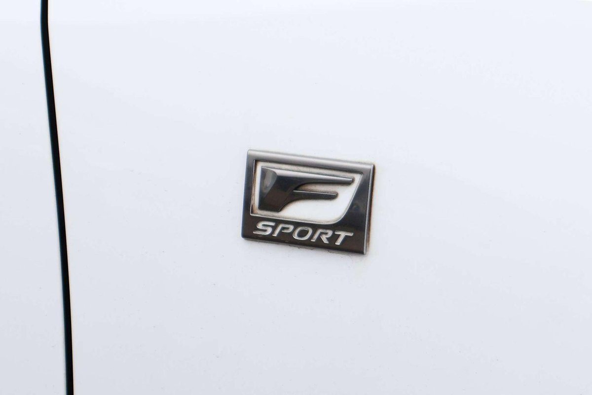 2015 Lexus RC 200t F Sport ASC10R image 16