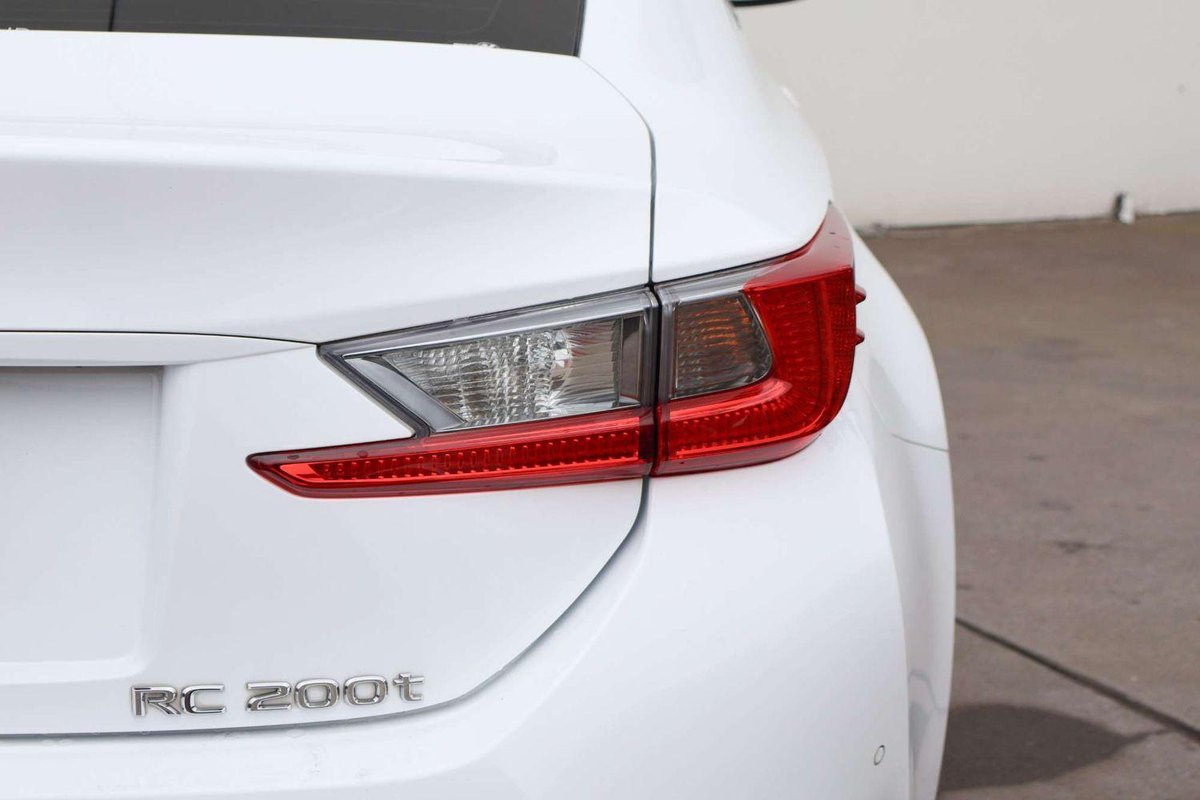 2015 Lexus RC 200t F Sport ASC10R image 20