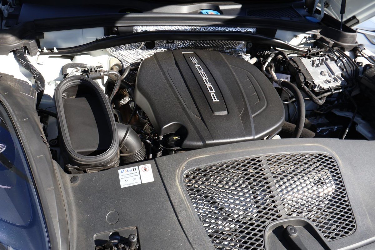2019 Porsche Macan 95B MY20 AWD image 13