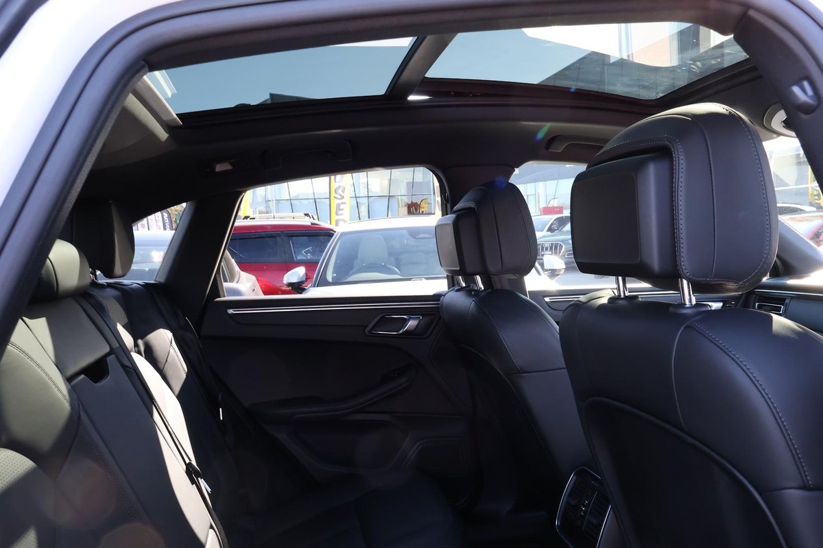 2019 Porsche Macan 95B MY20 AWD image 15