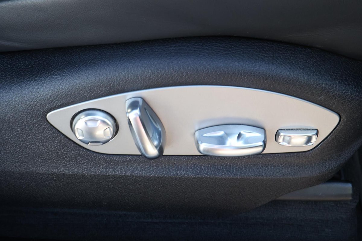 2019 Porsche Macan 95B MY20 AWD image 17