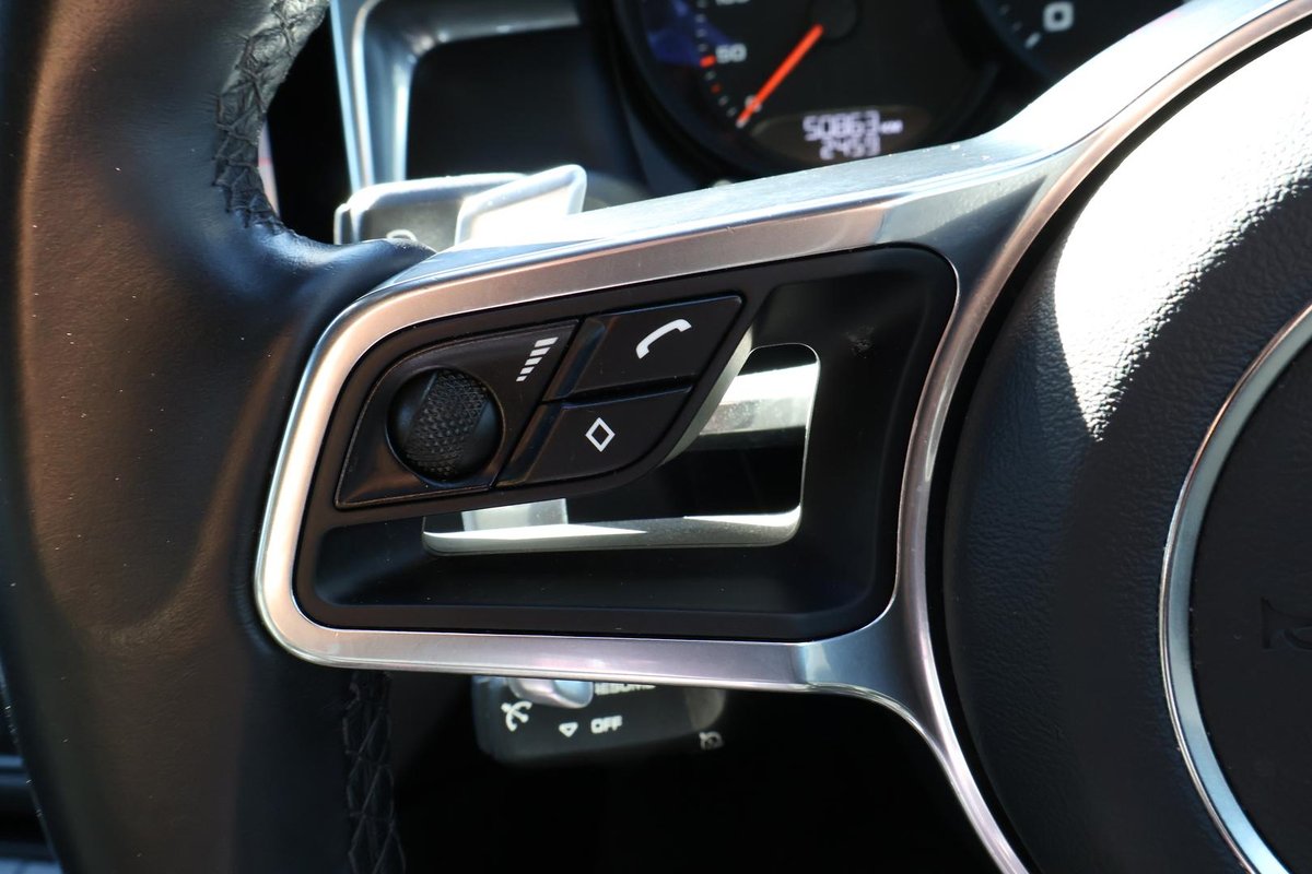 2019 Porsche Macan 95B MY20 AWD image 34