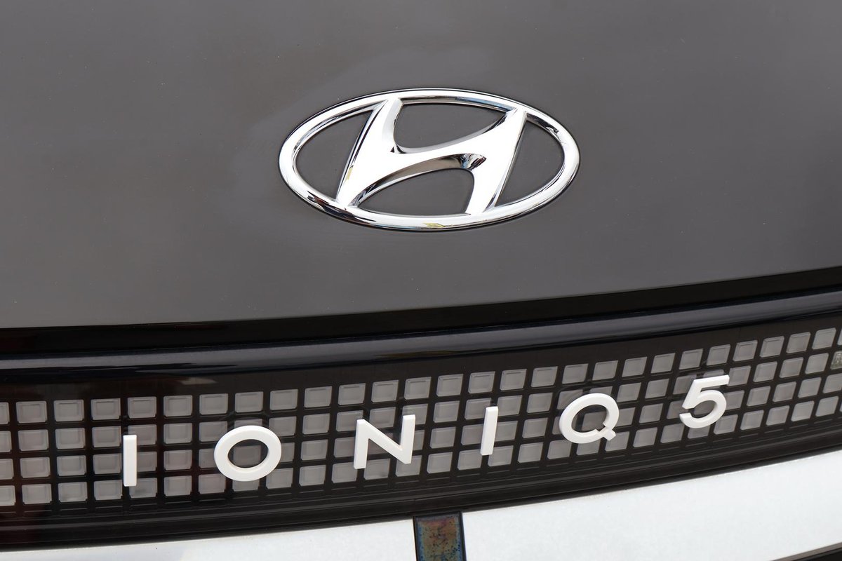 2022 Hyundai IONIQ 5 DYNAMIQ NE.V2 MY22 image 10