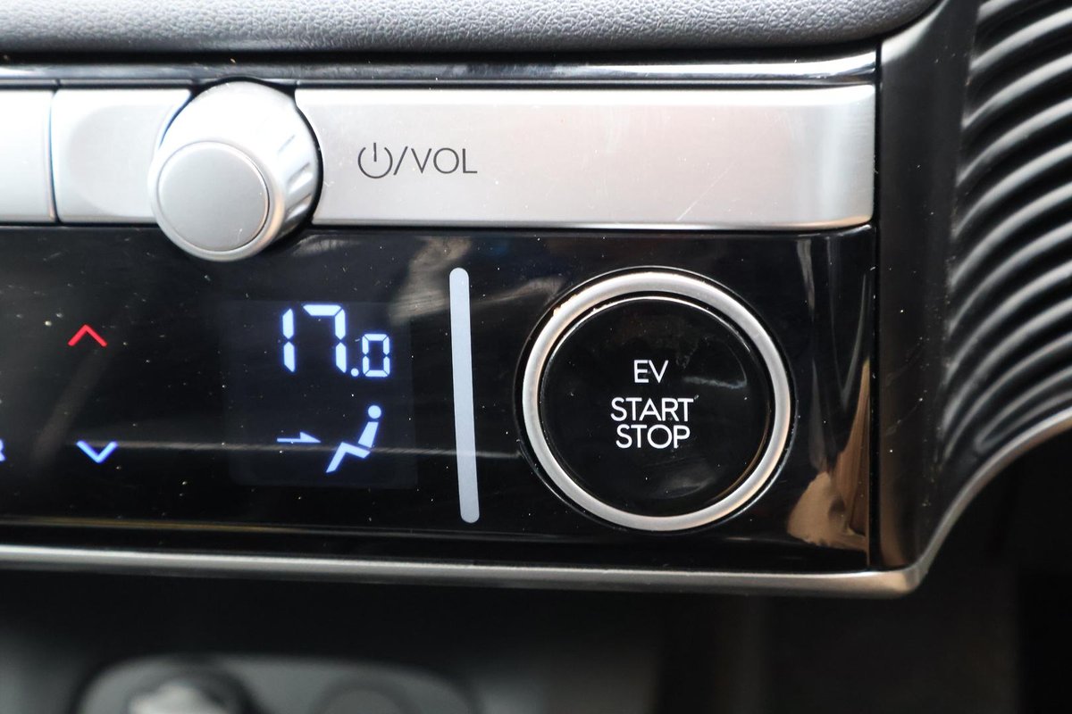 2022 Hyundai IONIQ 5 DYNAMIQ NE.V2 MY22 image 24