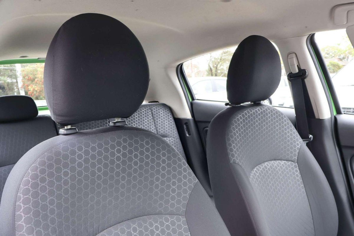 2014 Mitsubishi Mirage ES LA MY14 image 11