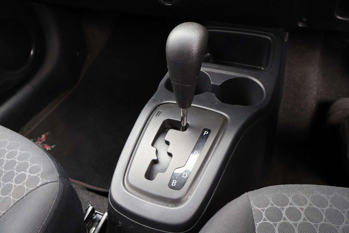 2014 Mitsubishi Mirage ES LA MY14 image 2