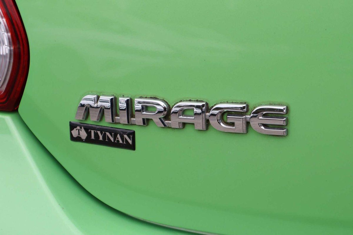 2014 Mitsubishi Mirage ES LA MY14 image 20