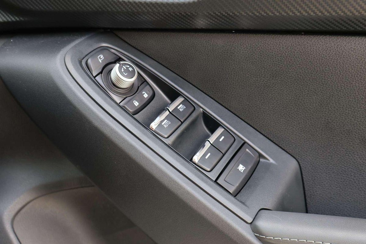 2025 Subaru Crosstrek 2.0S G6X MY24 AWD image 22