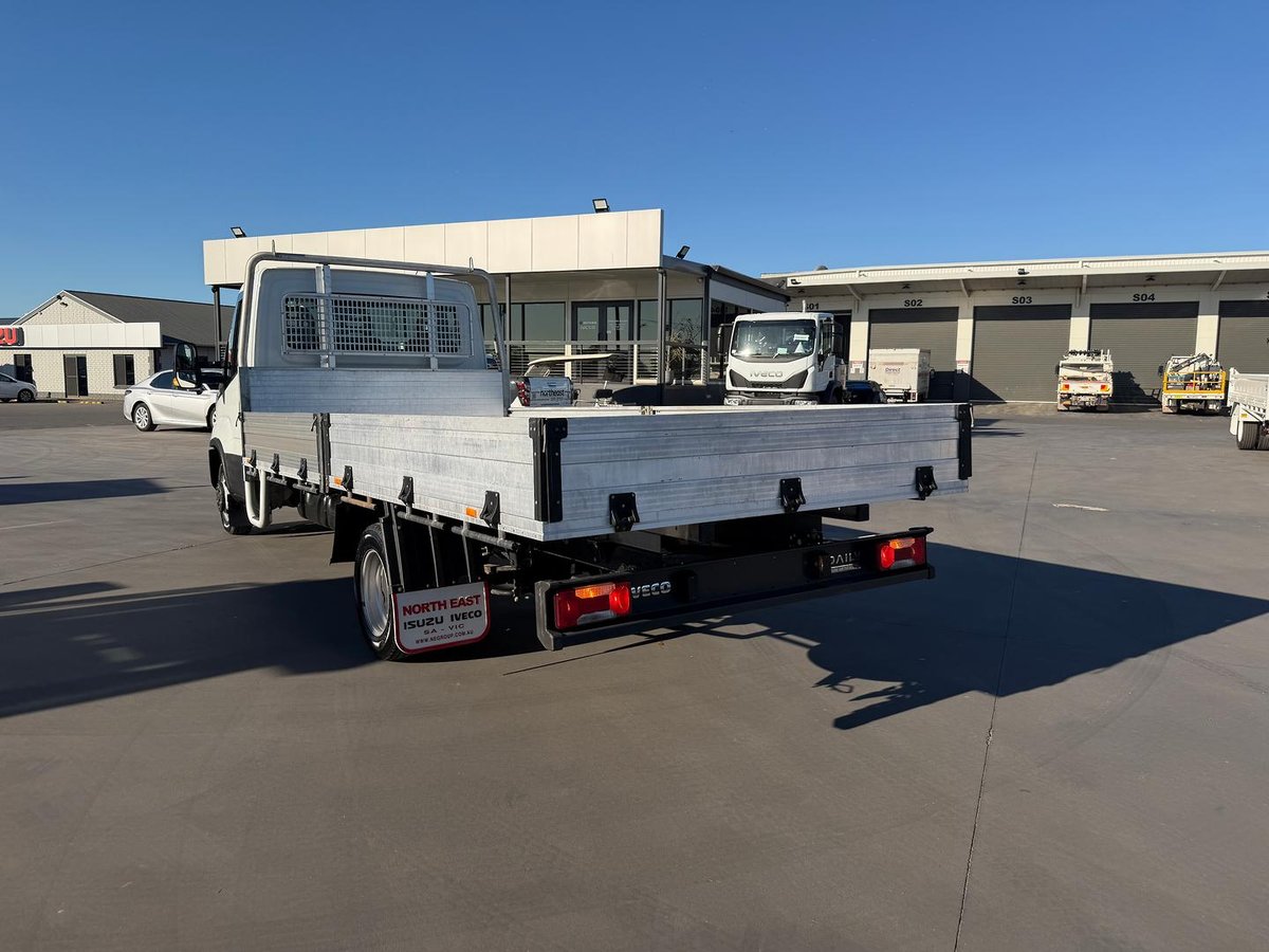 2022 Iveco Daily 45C18 Tradie Made image 5