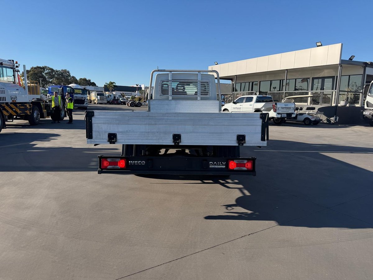 2022 Iveco Daily 45C18 Tradie Made image 6