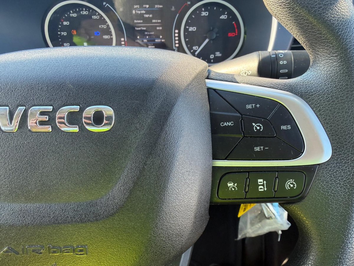 2022 Iveco Daily 45C18 Tradie Made image 21