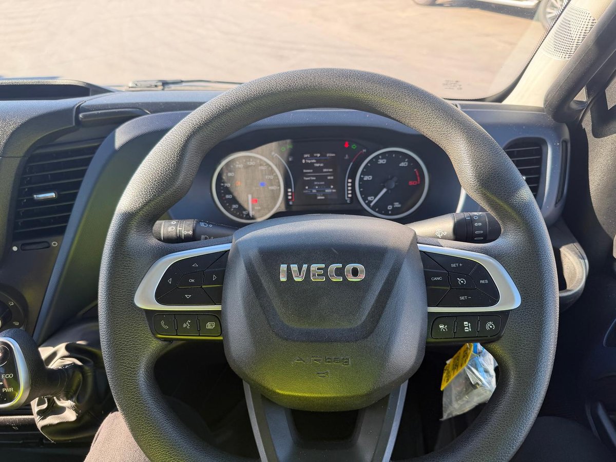 2022 Iveco Daily 45C18 Tradie Made image 18
