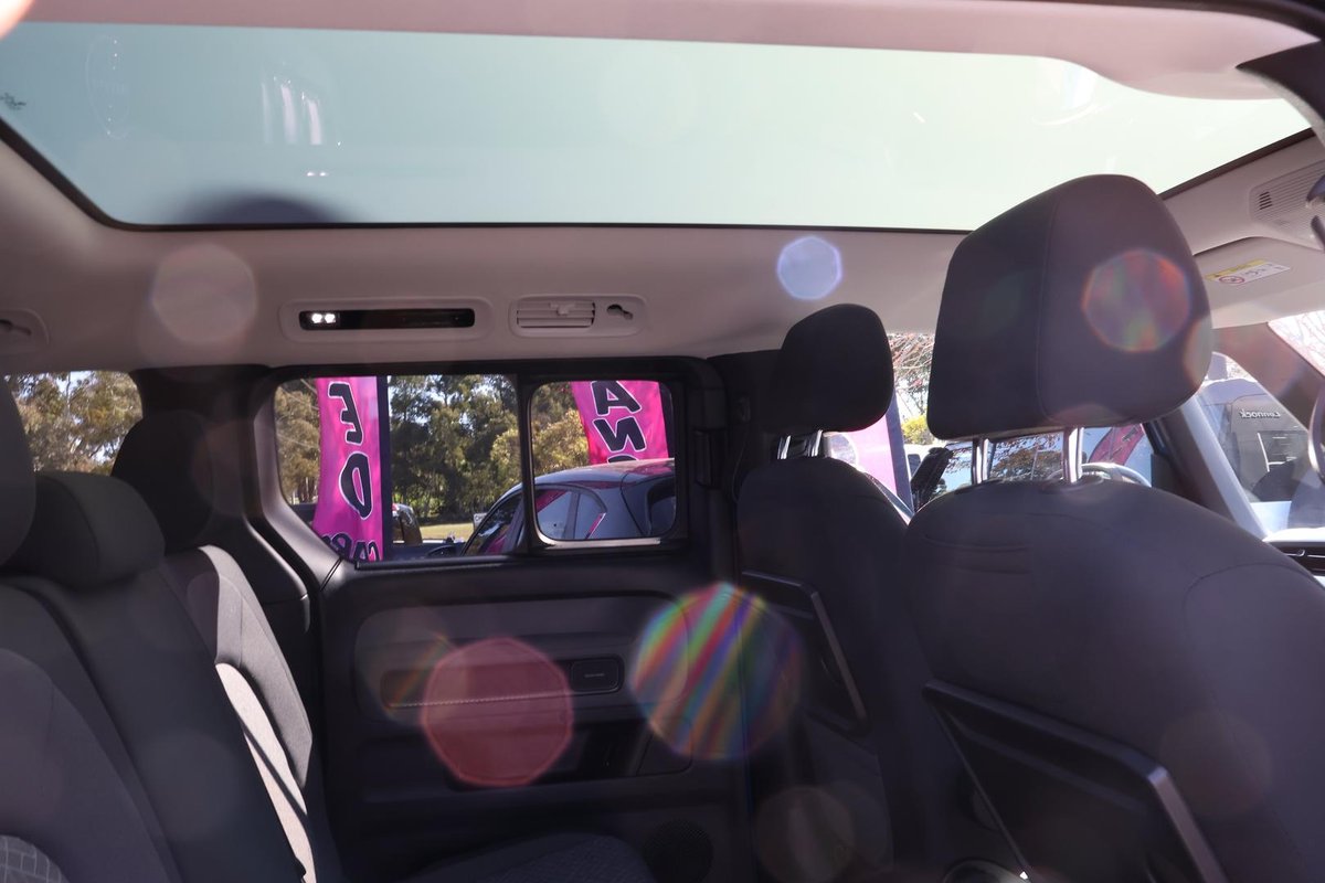 2025 Volkswagen ID. Buzz Pro BEV560 EB MY25 image 14